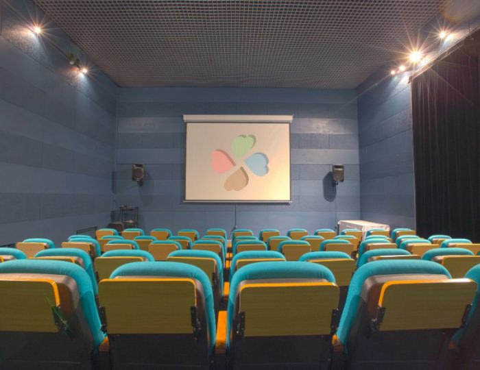 Кинозал - Отель Fresh Wind / Свежий Ветер