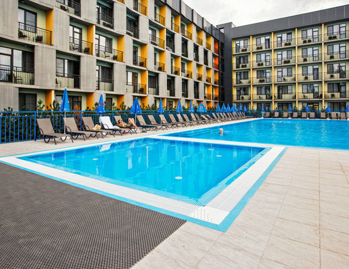 Открытые бассейны - Отель Fresh Wind / Свежий Ветер