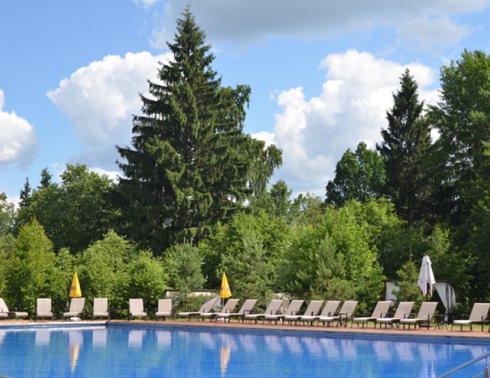 Открытые бассейны - Отель Fresh Wind / Свежий Ветер