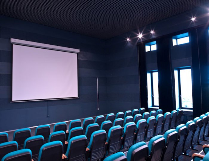 Кинозал - Отель Fresh Wind / Свежий Ветер