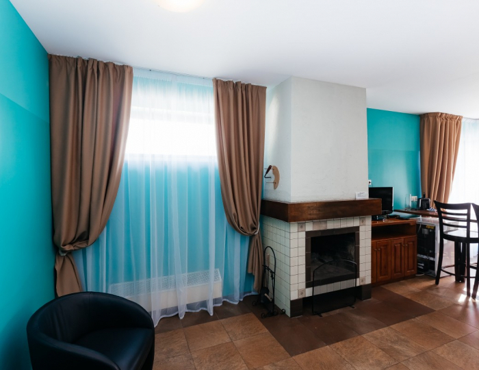 Коттедж "Классик" (2 спальни) 6-местный - Отель Fresh Wind / Свежий Ветер