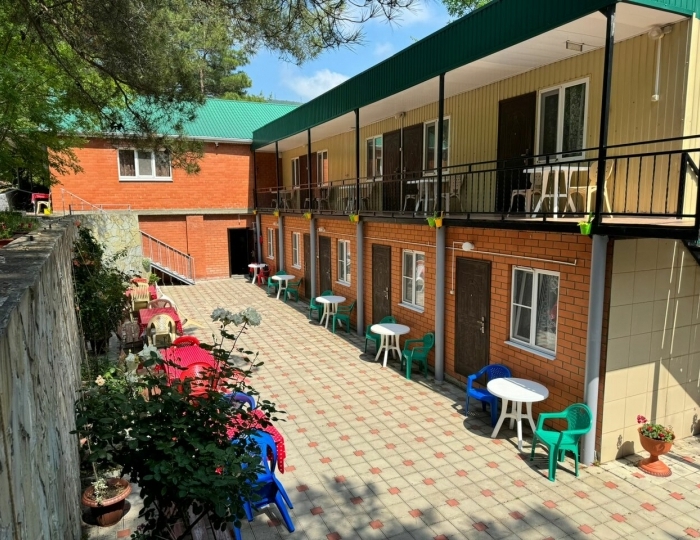 Гостевой дом «Сосны» Джанхот