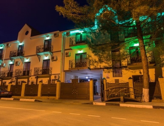 Отель «Парус» Архипо-Осиповка