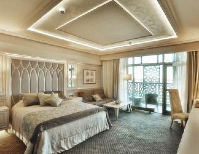 Номер стандарт с 1 двуспальной кроватью с видом на Волгу - Отель Kol Gali Resort & SPA / Кол Гали Резорт и Спа Приволжский