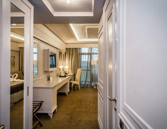 3-местный номер стандарт с видом на Волгу - Отель Kol Gali Resort & SPA / Кол Гали Резорт и Спа Приволжский