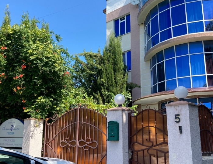 Отель «Ласточкино гнездо»