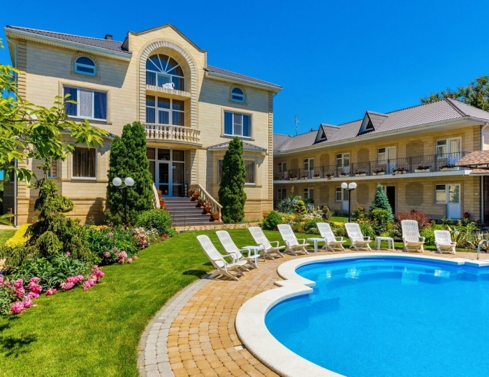 Отель «Белая Лебедь» Геленджик