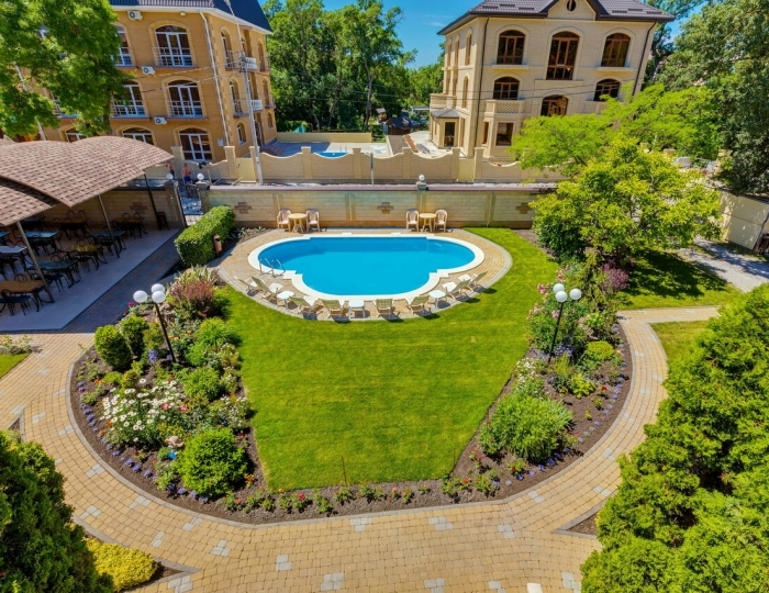 Отель «Белая Лебедь» Геленджик