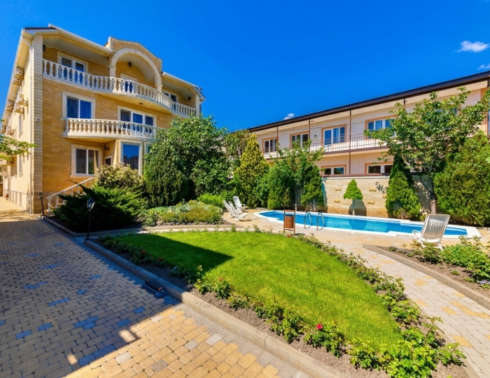 Отель «Белая Лебедь» Геленджик