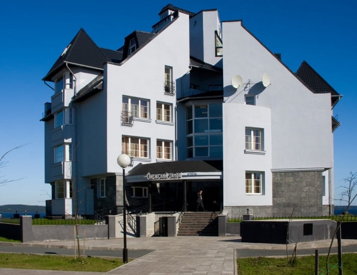 Отель «Онежский замок»