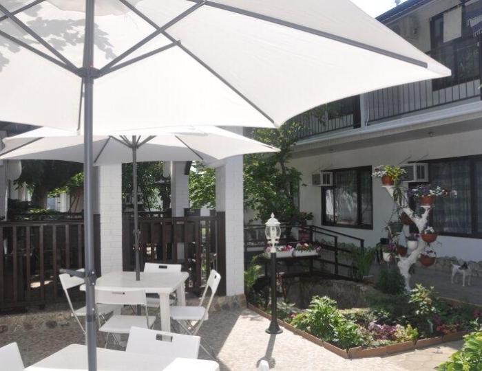 Гостевой дом «Комнаты для отпуска Кипарис» Бетта