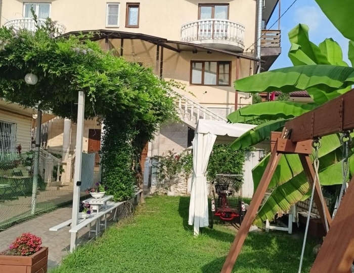 Гостевой дом «Джунгли» Мирный