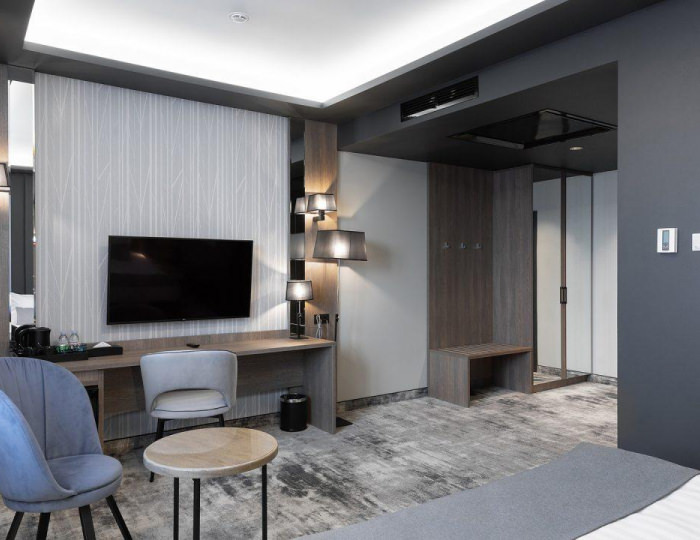 Номер стандарт с 1 двуспальной кроватью (с завтраком) - Гранд-отель «Мегаполис» Смоленск