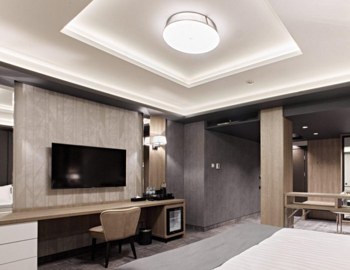 Номер полулюкс с 1 двуспальной кроватью - Гранд-отель «Мегаполис» Смоленск