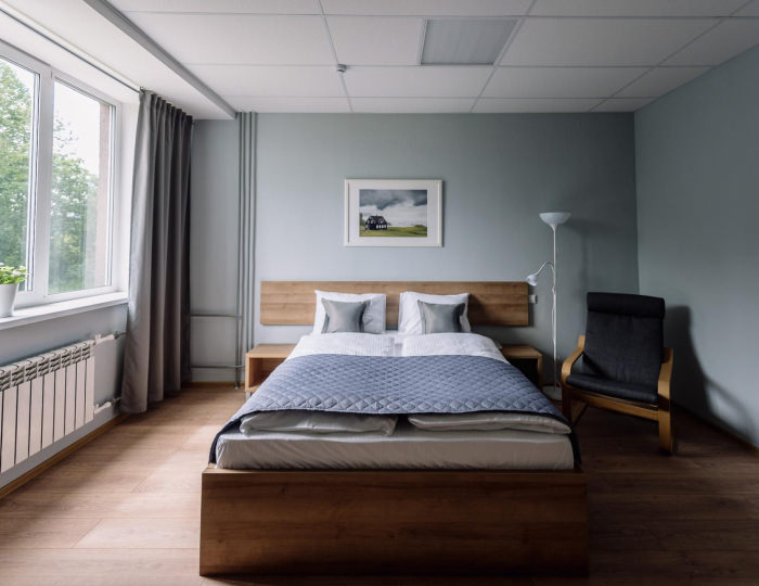 Номер стандарт улучшенный с 1 двуспальной кроватью (с завтраком) - Отель «Стандарт» Смоленск