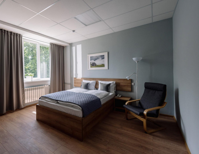 Номер стандарт улучшенный с 1 двуспальной кроватью (с полупансионом) - Отель «Стандарт» Смоленск