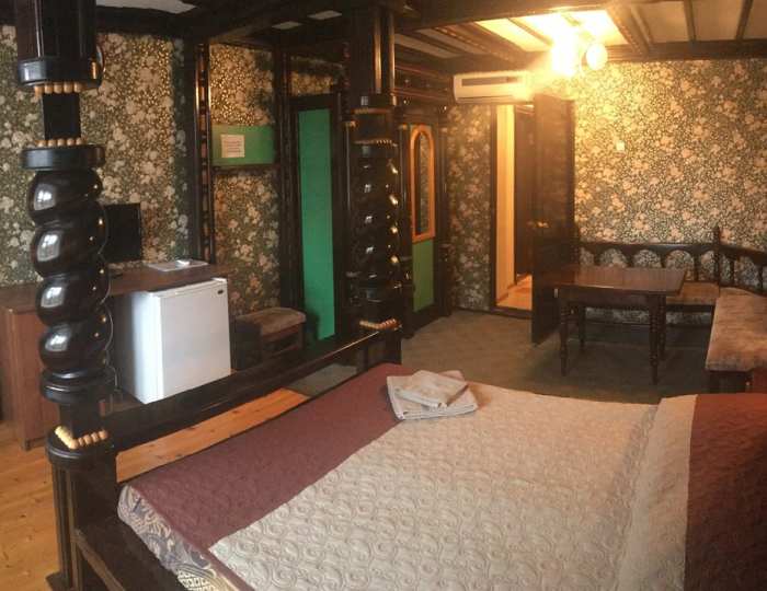 1-комнатный номер люкс (с завтраком) - Отель «Держава» Смоленск