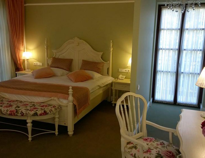 Номер делюкс (с завтраком) - Отель «Усадьба» Смоленск