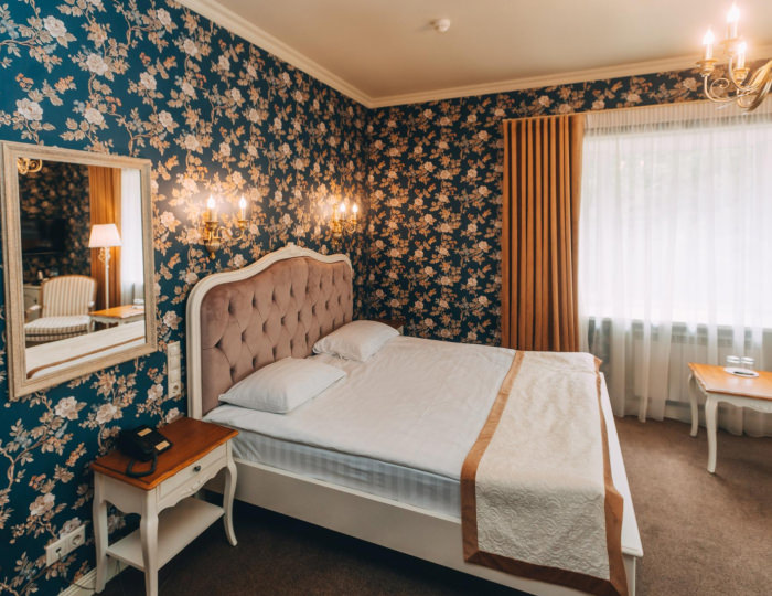 Номер улучшенный с 1 двуспальной кроватью (с завтраком) - Отель «Усадьба» Смоленск