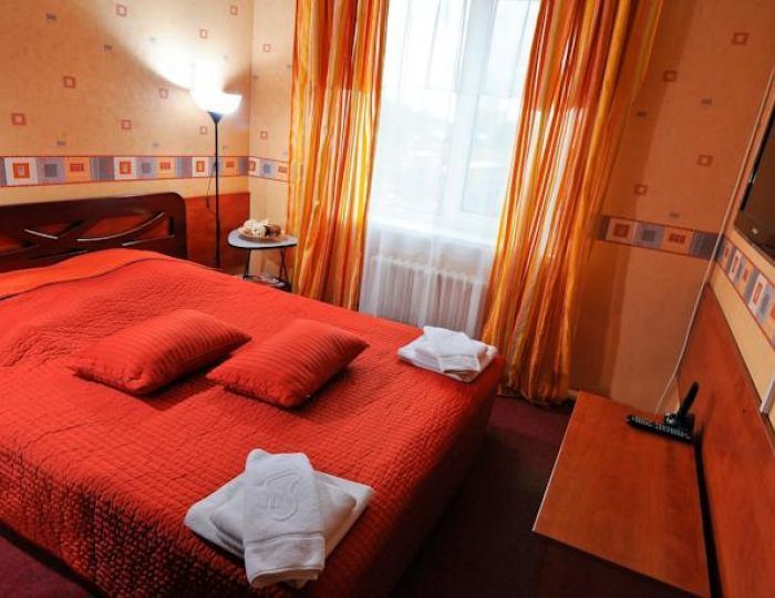 Номер стандарт с 1 двуспальной кроватью - Отель «Апельсин» Ярцево