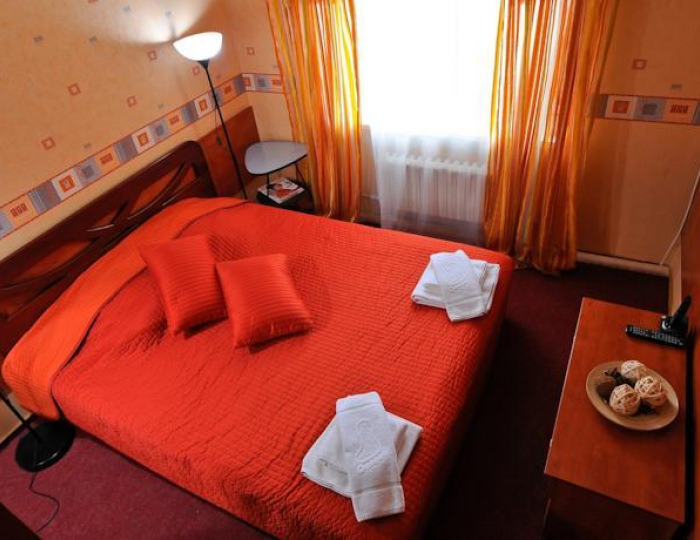 Номер стандарт с 1 двуспальной кроватью - Отель «Апельсин» Ярцево