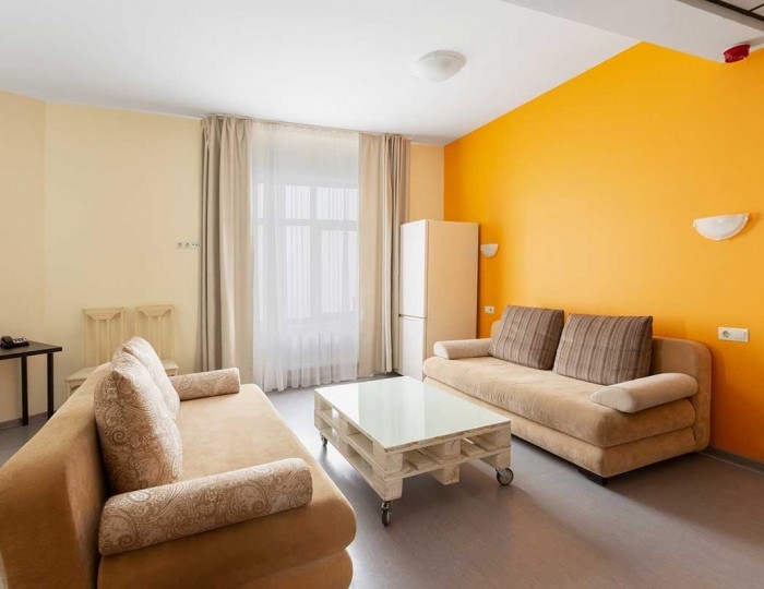 Стандарт улучшенный 3-4 местное размещение - Отель Riders Lodge / Райдерс Лодж