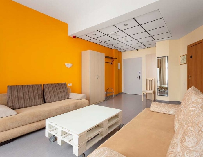 Стандарт улучшенный 3-4 местное размещение - Отель Riders Lodge / Райдерс Лодж