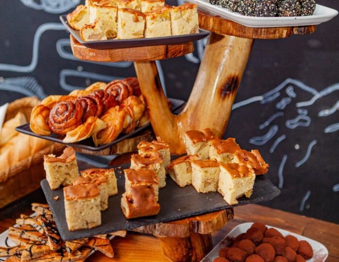 Ресторан «Riders Lodge» - Отель Riders Lodge / Райдерс Лодж