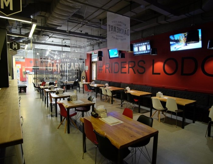 Лобби-бар - Отель Riders Lodge / Райдерс Лодж