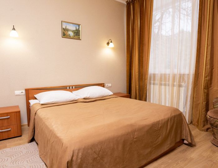 Семейный 3-местный 2-х комнатный 1,3 корпус - Санаторно-курортный комплекс «Ателика Снежка» Брянск