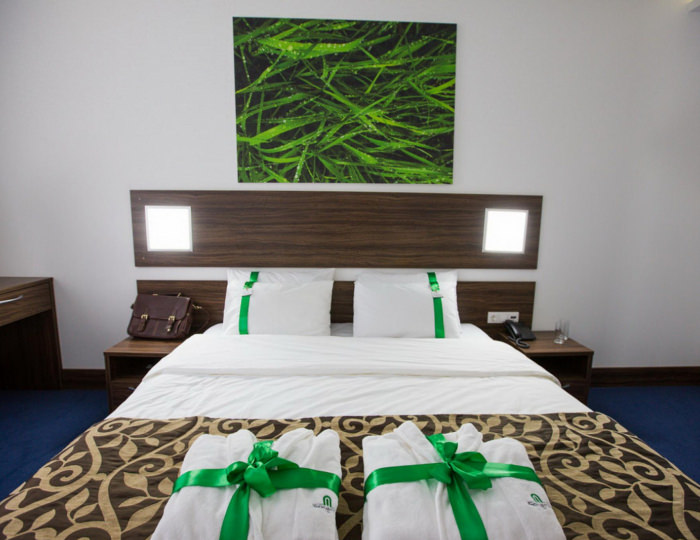 Номер комфорт бизнес с 1 двуспальной кроватью - Отель «Президент» Уфа