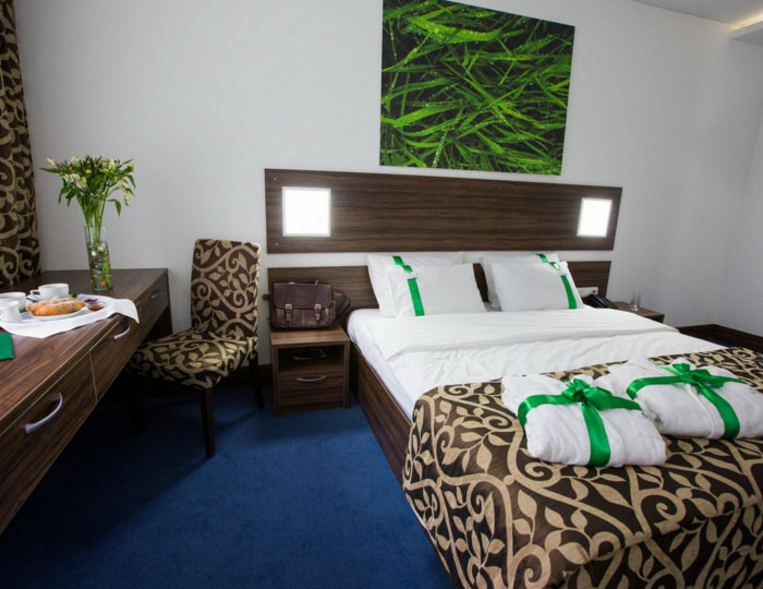 Номер комфорт бизнес с 1 двуспальной кроватью - Отель «Президент» Уфа