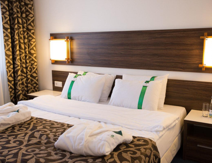 Номер люкс улучшенный с 1 двуспальной кроватью - Отель «Президент» Уфа