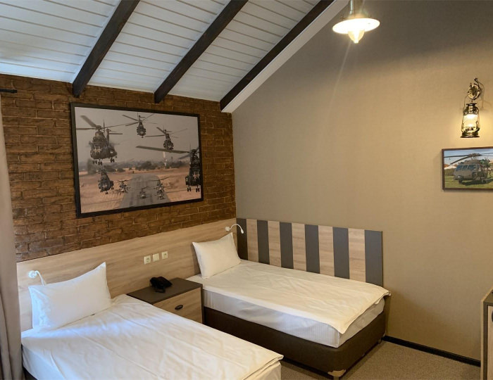Большой двухместный номер с двумя отдельными кроватями - Мини-отель «Авиатор» Орел