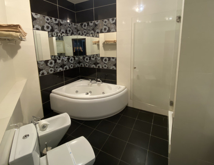 Люкс 2-комнатный (черный, бежевый, кантри) - Парк-отель «Солнечный» Солнечное