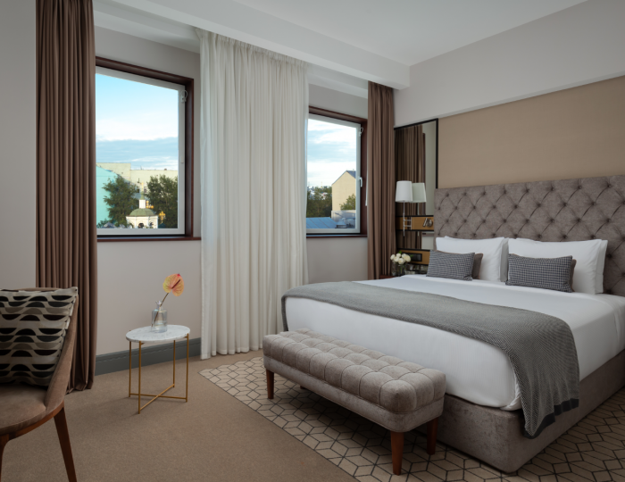 KING DELUXE CITY VIEW ROOM - Отель Chekhoff Hotel Moscow Curio Collection by Hilton / Чехофф Отель Москва Кьюрио Коллекшн бай Хилтон