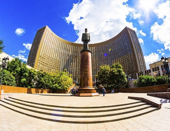 Гостиница «Космос»