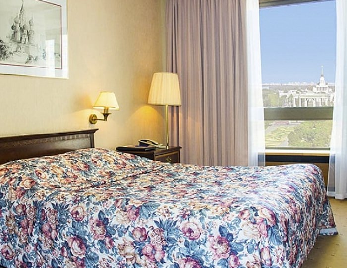 Бизнес - Гостиница «Космос»