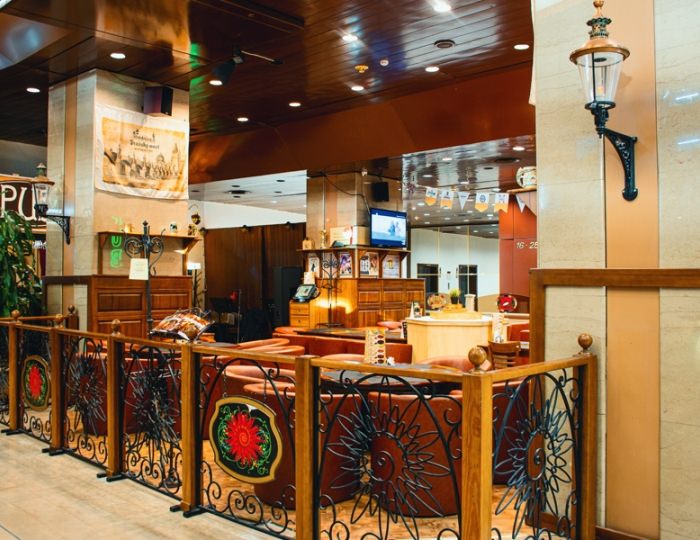 Рестораны и бары - Гостиница «Космос»