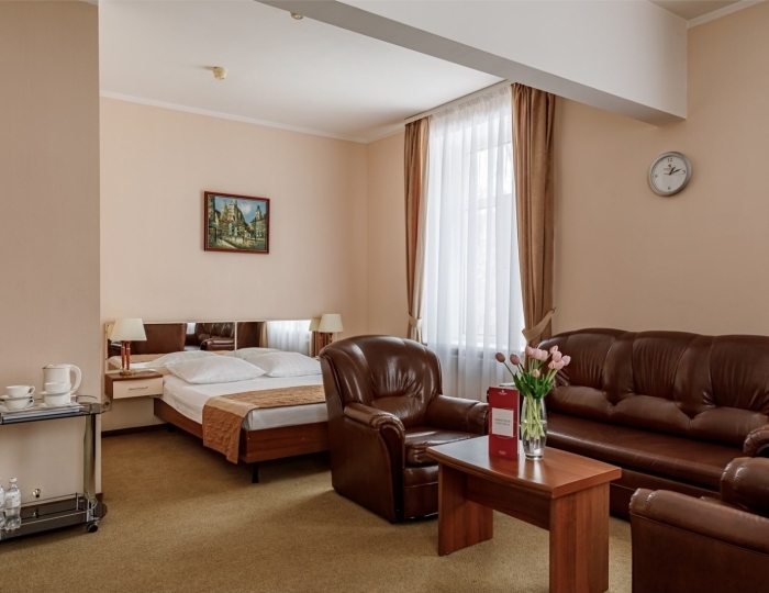 Семейный (Двуспальная кровать + детская двухъярусная) - Отель «Максима Ирбис Отель» Москва