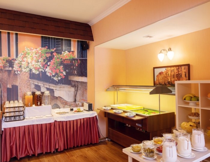 Рестораны и бары - Отель «Максима Ирбис Отель» Москва