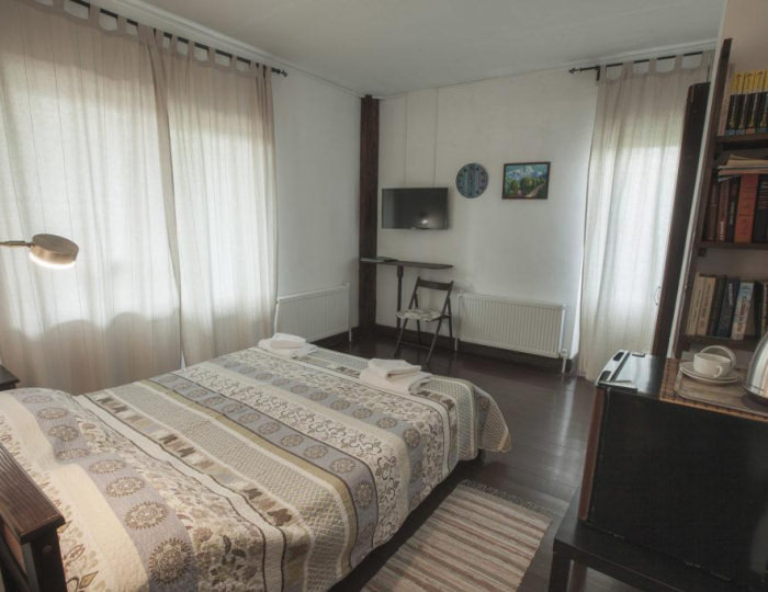 Номер стандарт с 1 двуспальной кроватью с террасой - Гостевой дом «Куршале» Курово