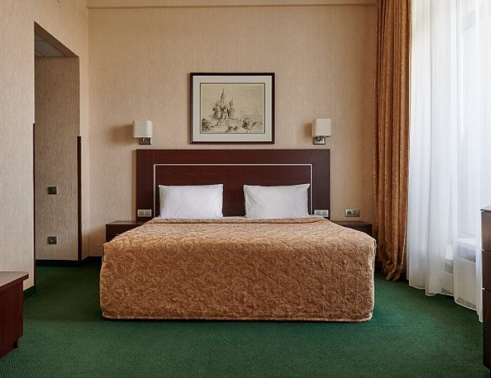 Улучшенный - Отель «Аэростар»