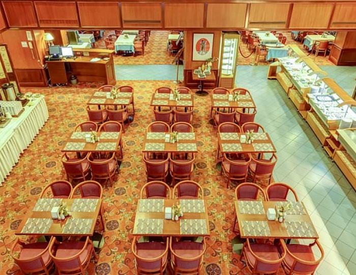 Ресторан «Брассери Эрте» - Отель «Аэростар»