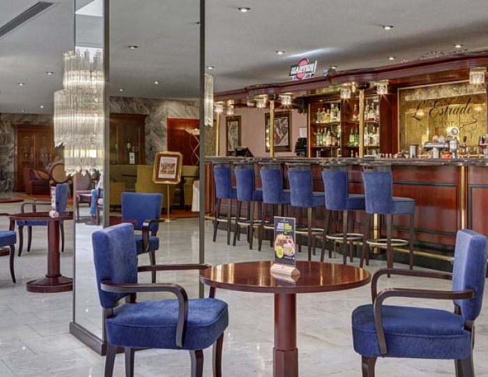 Лобби-бар - Отель «Аэростар»