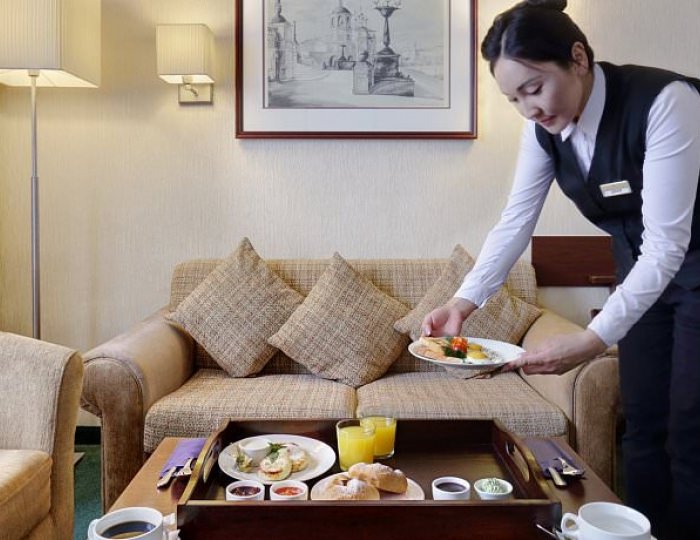 Room Service - Отель «Аэростар»