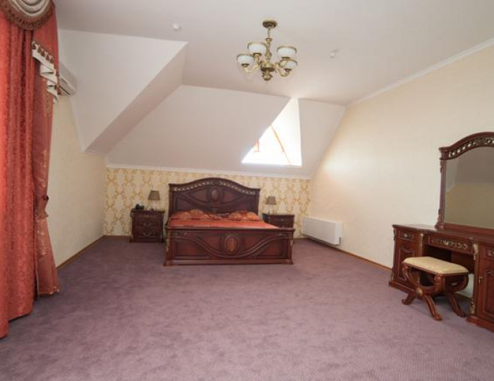 Номер двухкомнатный Люкс в коттедже (3 этаж) (с завтраком) - Отель «Улыбка» Старый Оскол