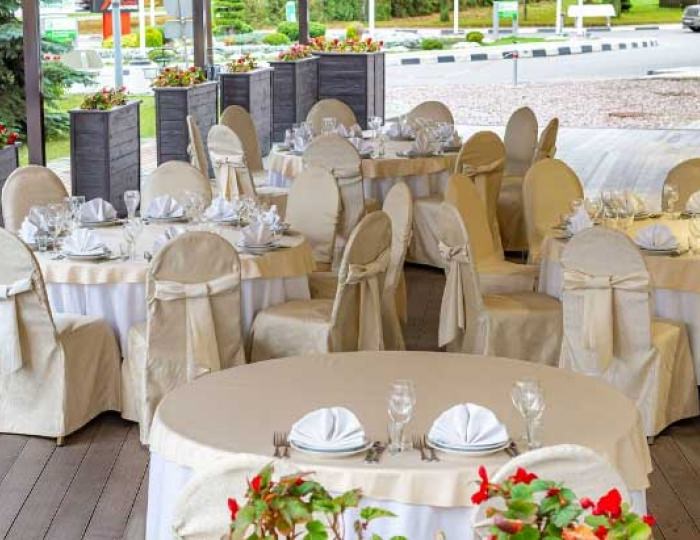 Летняя терраса - Отель «Edge Seligerskaya Moscow» / «Эдж Селигерская Москва»