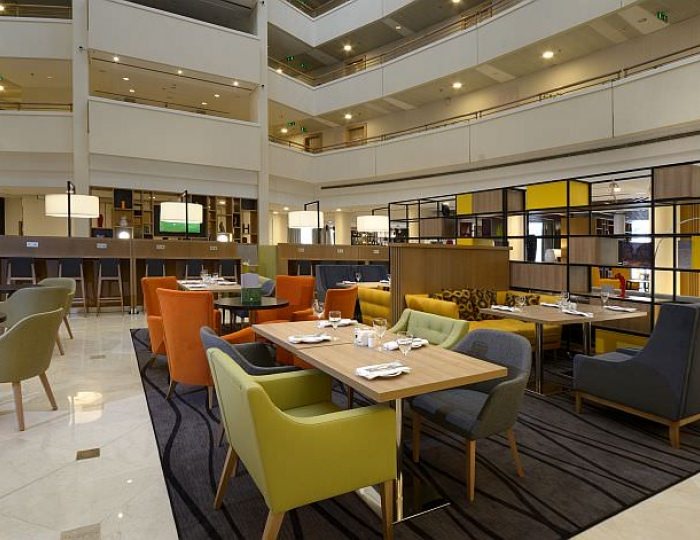 Ресторан - Отель «Edge Seligerskaya Moscow» / «Эдж Селигерская Москва»