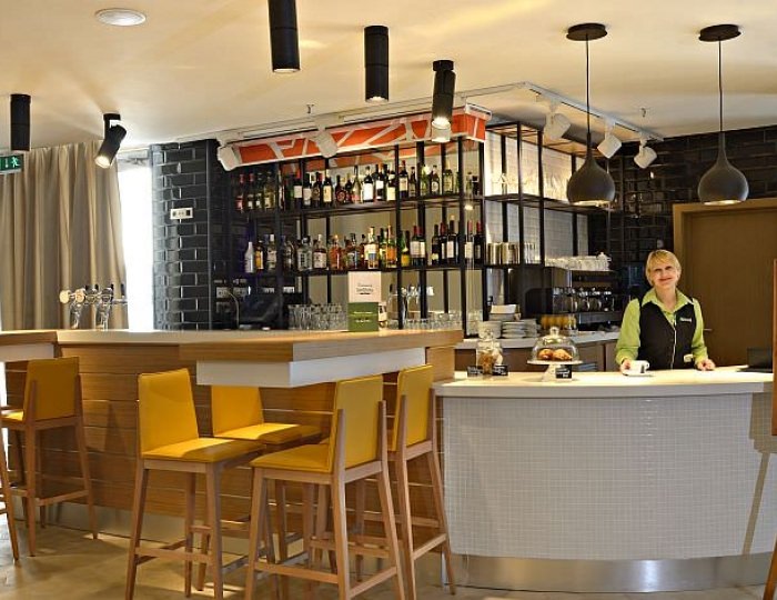 Кафе To Go - Отель «Edge Seligerskaya Moscow» / «Эдж Селигерская Москва»